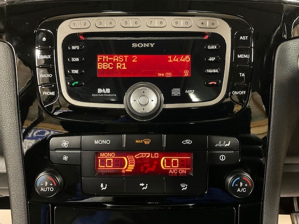 Used Ford Galaxy 2013 for sale - 76235661: Photo 42