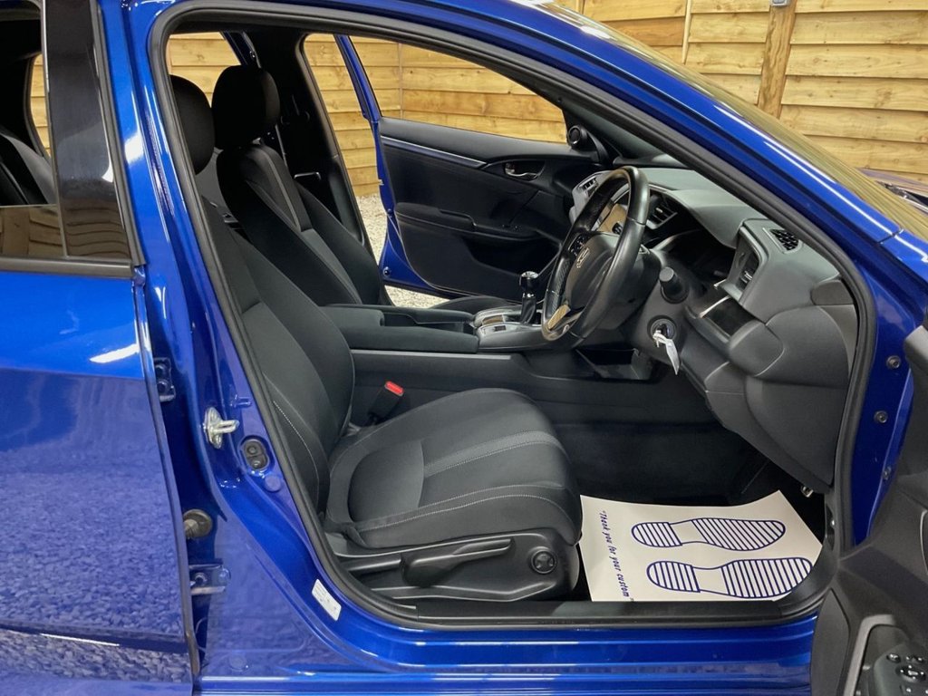 Used Honda Civic 2021 for sale - 76604943: Photo 12