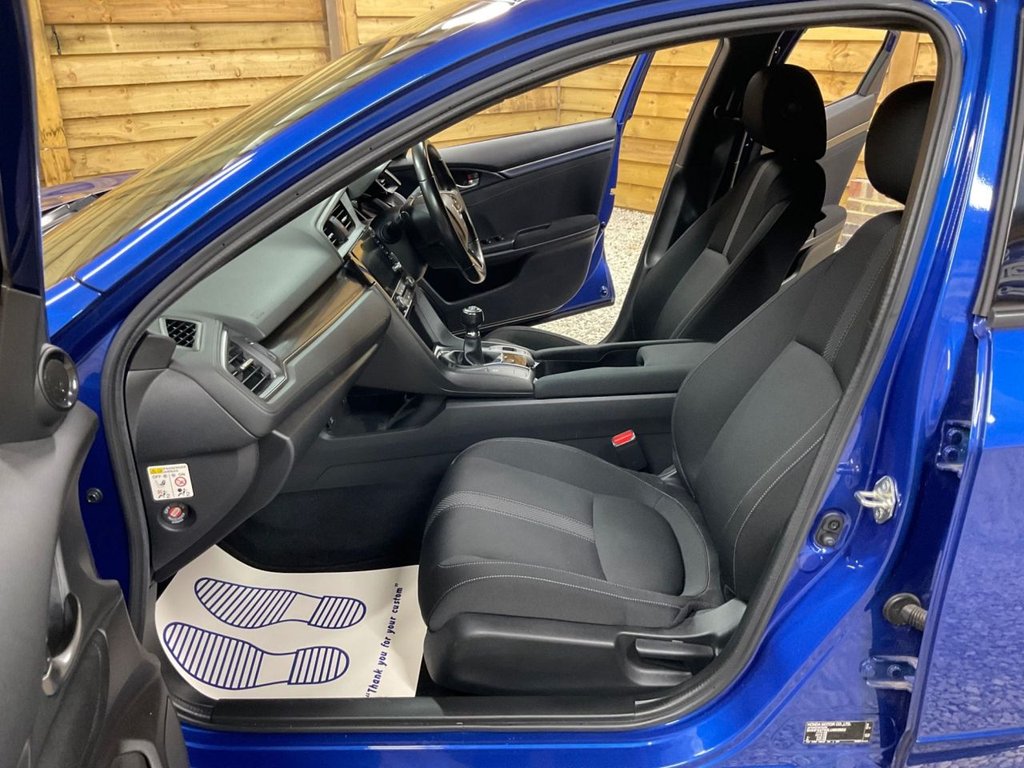 Used Honda Civic 2021 for sale - 76604943: Photo 19