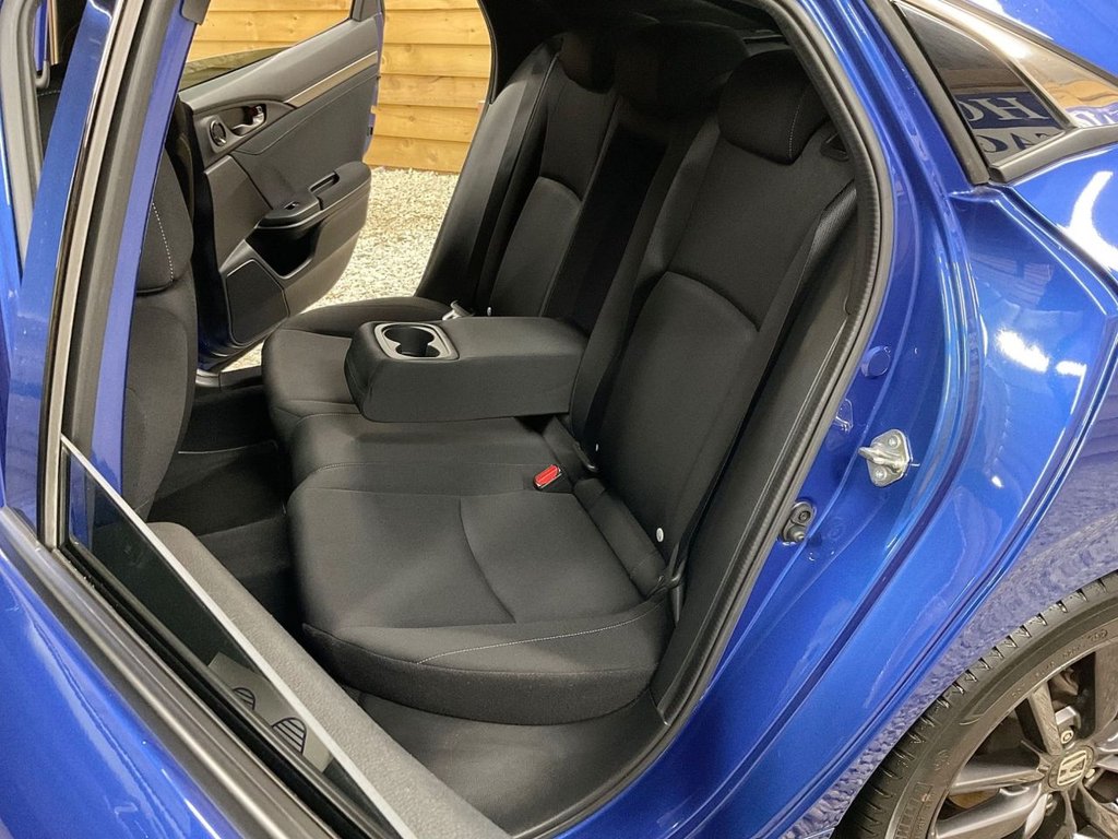 Used Honda Civic 2021 for sale - 76604943: Photo 21