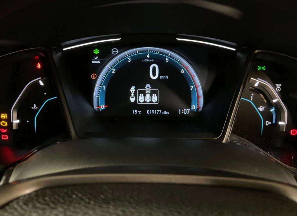 Used Honda Civic 2021 for sale - 76604943: Photo 29