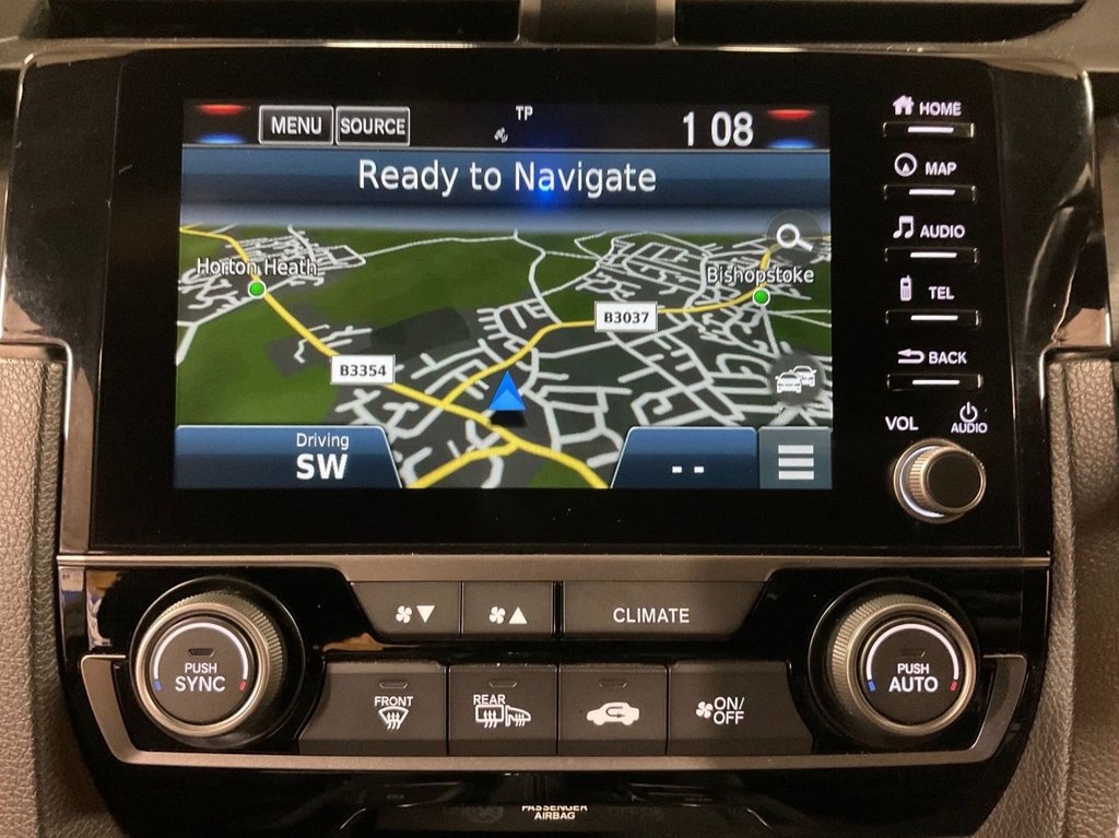 Used Honda Civic 2021 for sale - 76604943: Photo 32