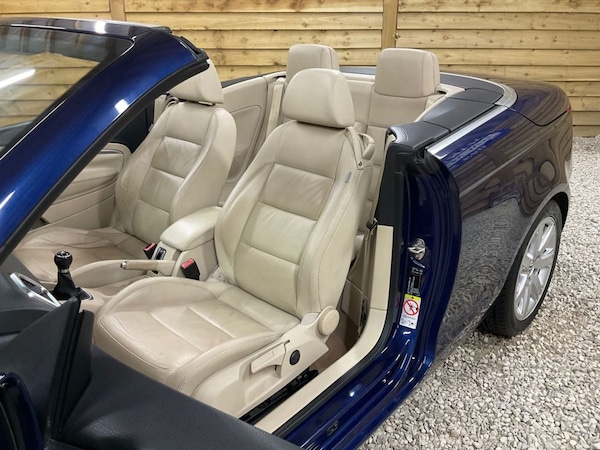 Used Volkswagen EOS 2007 for sale - 75607102: Photo 24