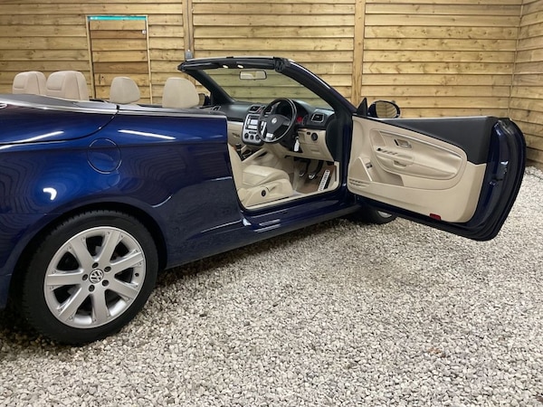 Used Volkswagen EOS 2007 for sale - 75607102: Photo 9