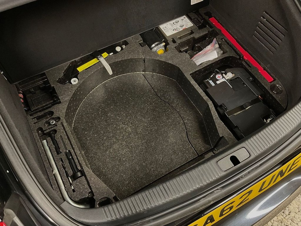 Used Audi TT 2012 for sale - 76118411: Photo 45