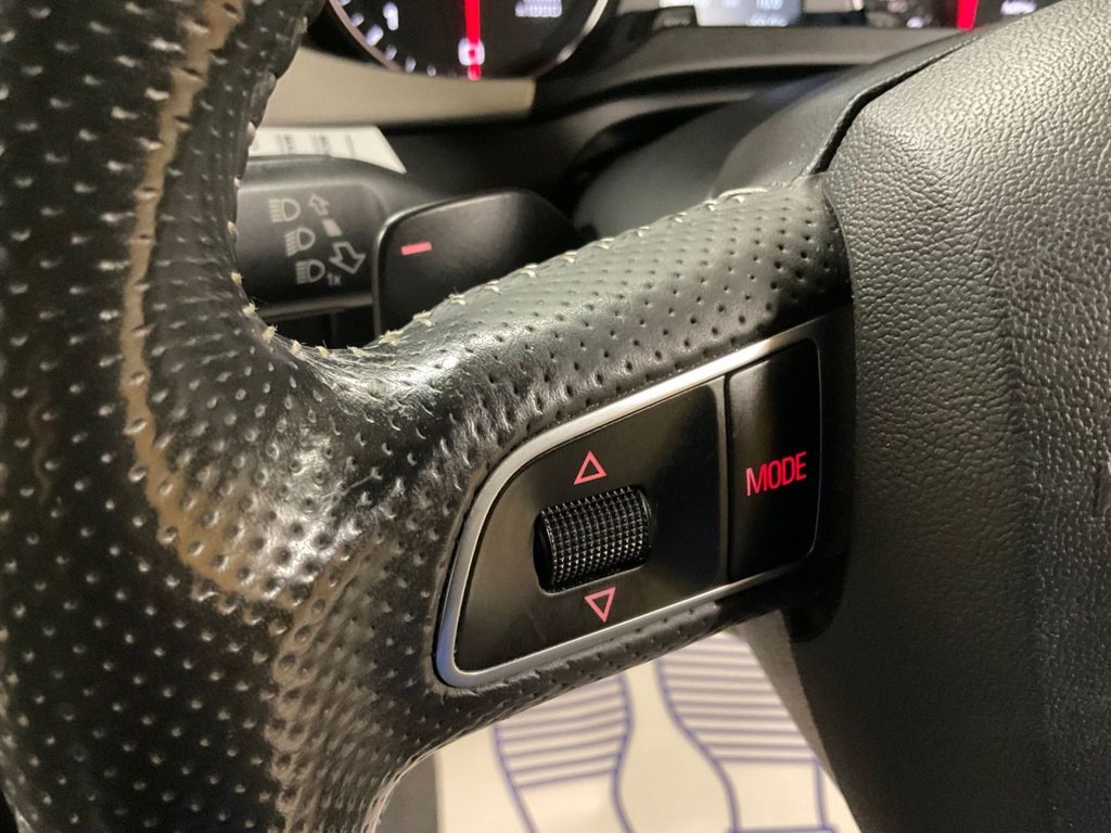 Used Audi A4 Avant 2010 for sale - 76429910: Photo 31