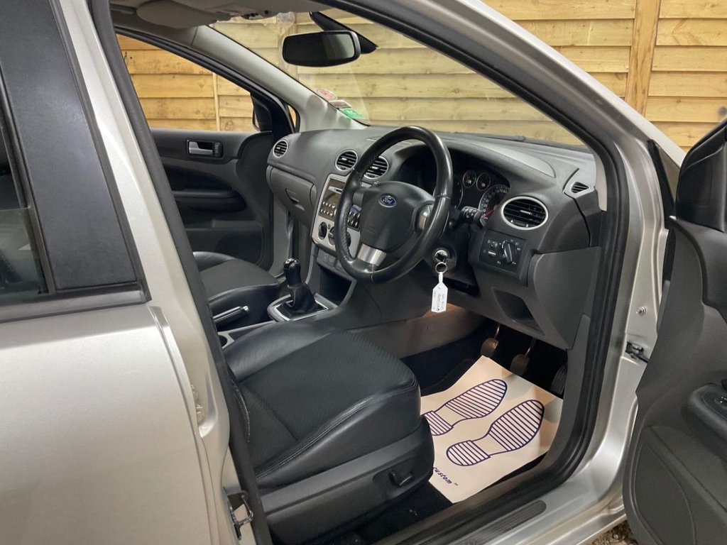 Used Ford Focus 2006 for sale - 77966790: Photo 11