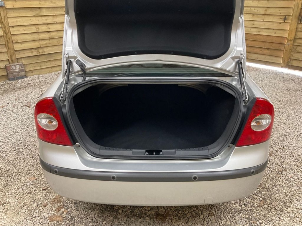 Used Ford Focus 2006 for sale - 77966790: Photo 37