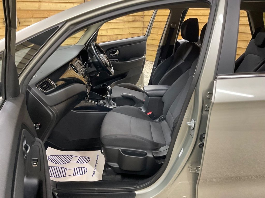 Used Kia Carens 2013 for sale - 76617627: Photo 21