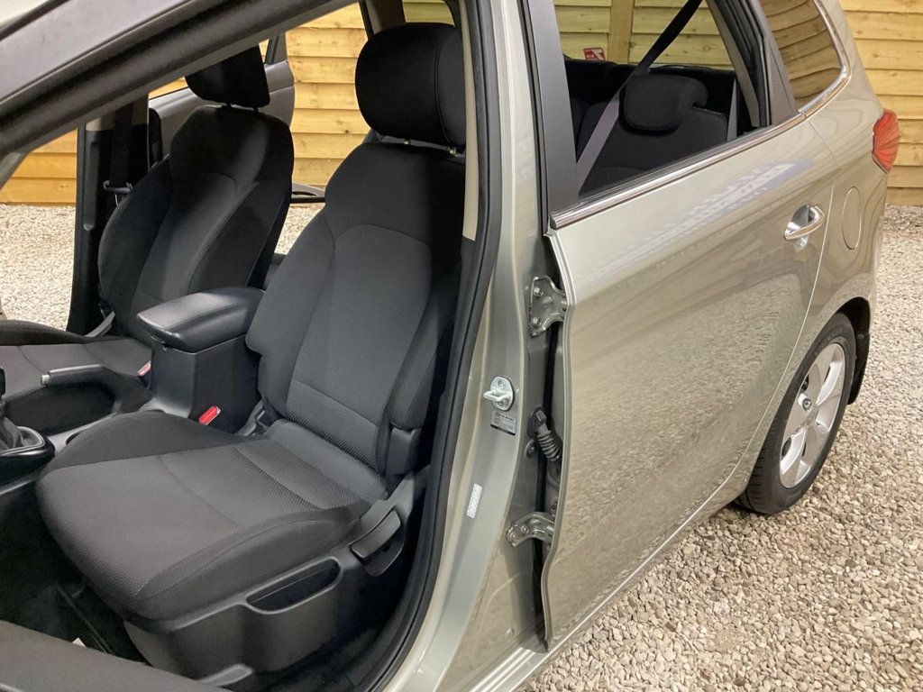 Used Kia Carens 2013 for sale - 76617627: Photo 22