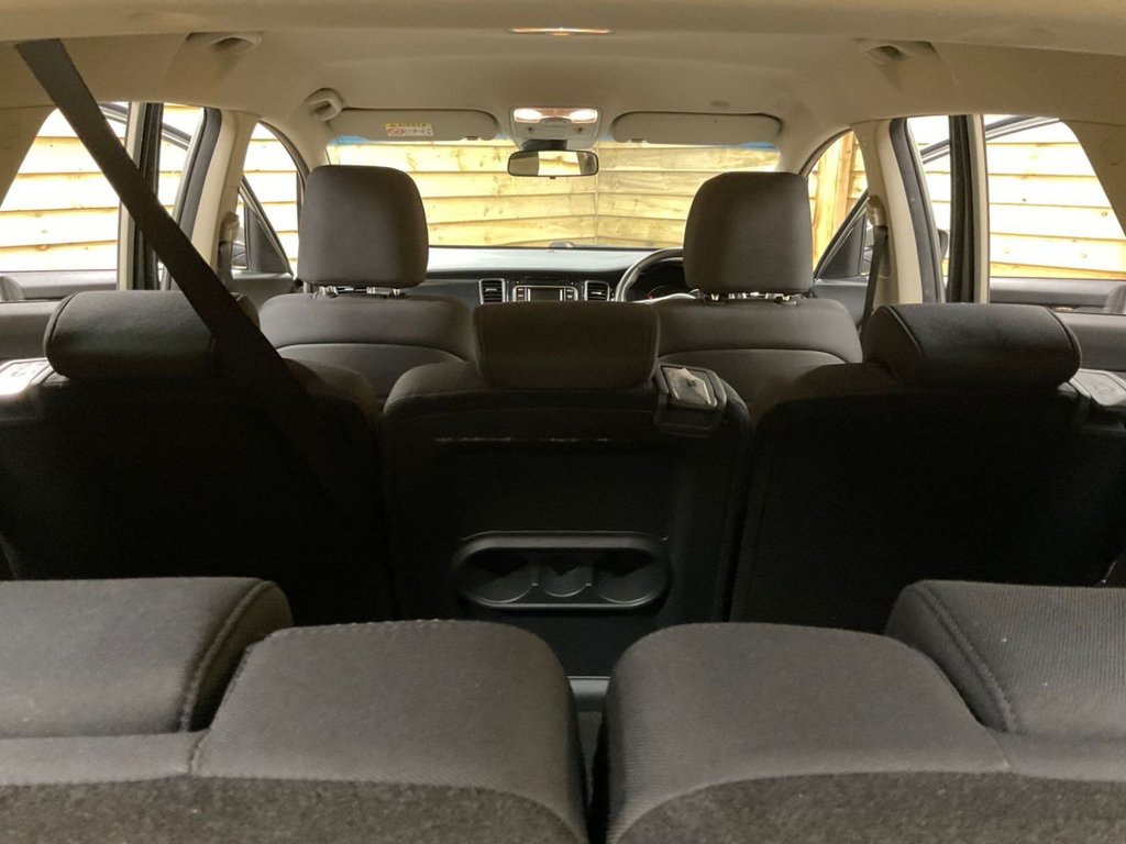 Used Kia Carens 2013 for sale - 76617627: Photo 27