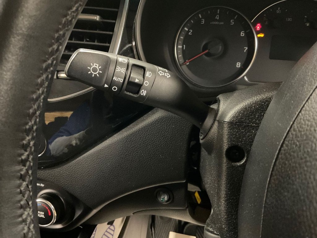 Used Kia Carens 2013 for sale - 76617627: Photo 31