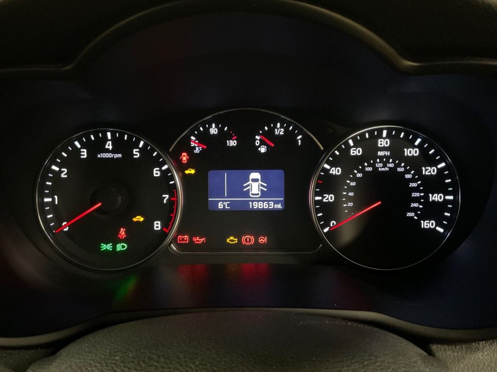 Used Kia Carens 2013 for sale - 76617627: Photo 35