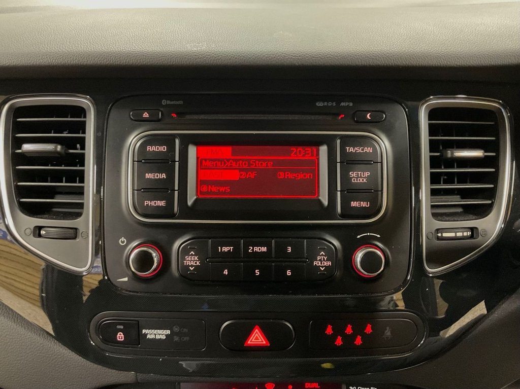 Used Kia Carens 2013 for sale - 76617627: Photo 40