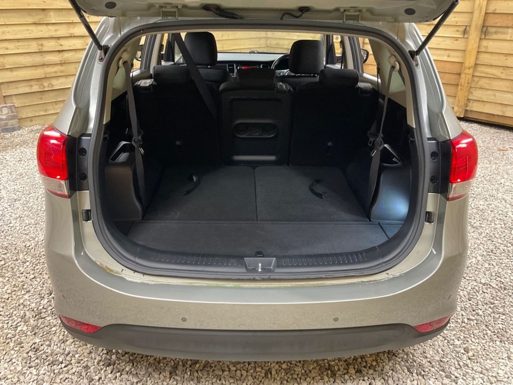 Used Kia Carens 2013 for sale - 76617627: Photo 44