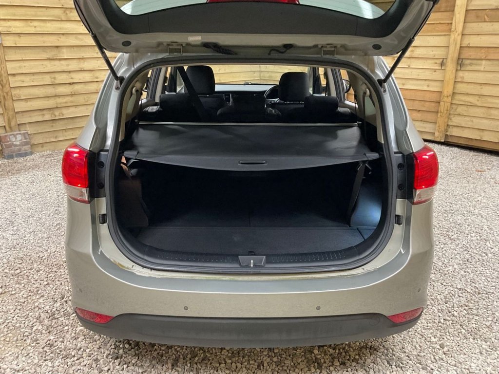 Used Kia Carens 2013 for sale - 76617627: Photo 47