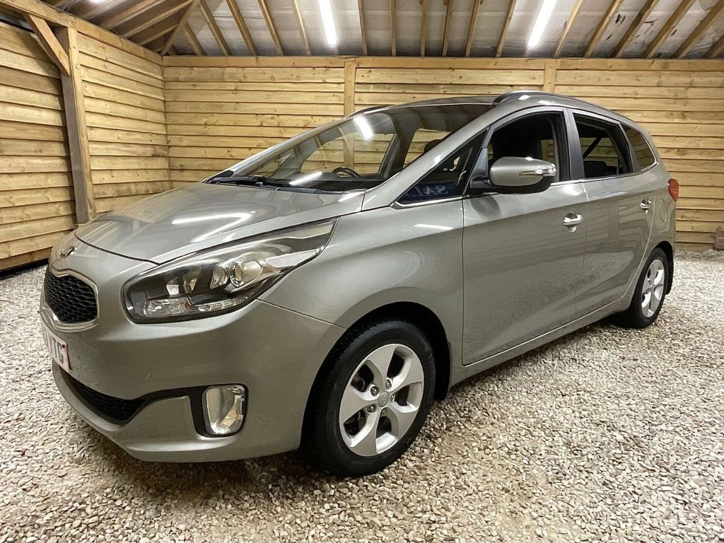 Used Kia Carens 2013 for sale - 76617627: Photo 5