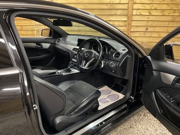 Used Mercedes-Benz C-Class 2014 for sale - 75444163: Photo 13