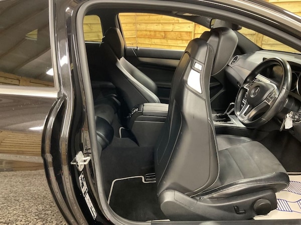 Used Mercedes-Benz C-Class 2014 for sale - 75444163: Photo 16