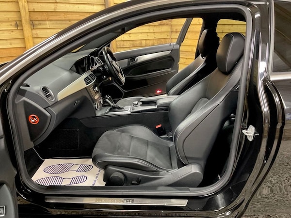 Used Mercedes-Benz C-Class 2014 for sale - 75444163: Photo 20