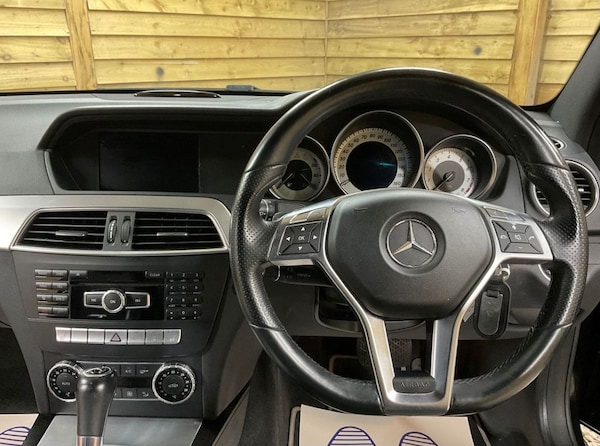 Used Mercedes-Benz C-Class 2014 for sale - 75444163: Photo 25
