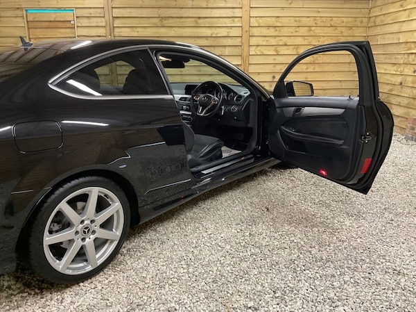 Used Mercedes-Benz C-Class 2014 for sale - 75444163: Photo 9