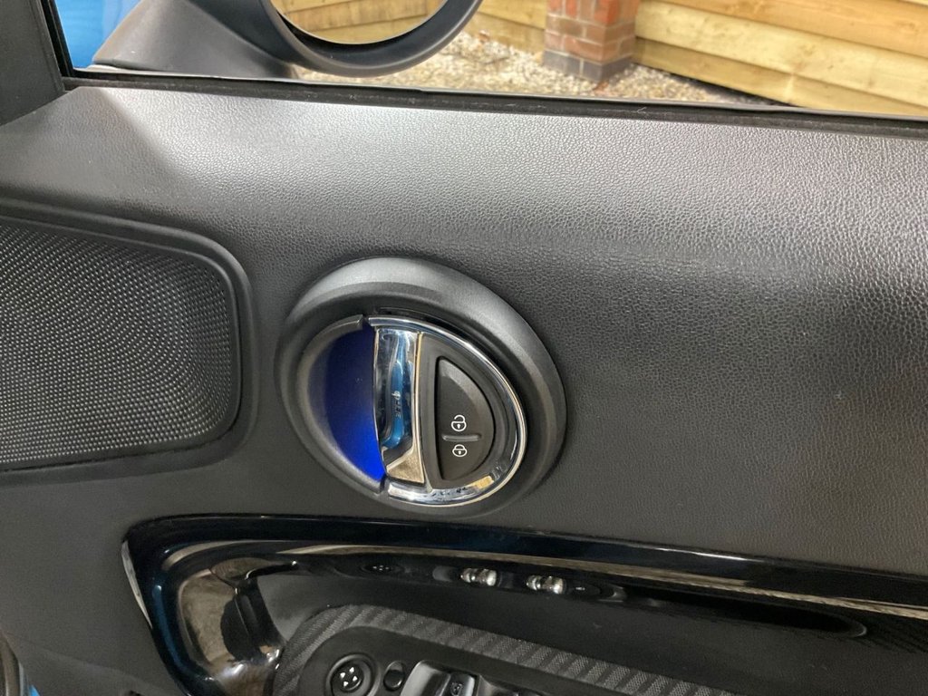 Used MINI Countryman 2017 for sale - 77263637: Photo 13