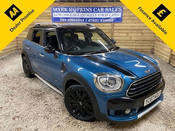 Used MINI Countryman 2017 for sale - 77263637: Photo