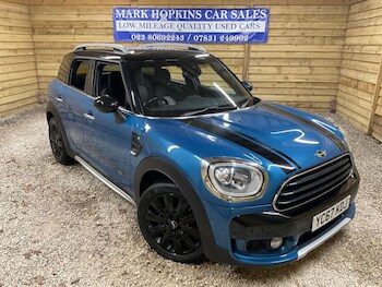 Used MINI Countryman 2017 for sale - 77263637: Photo
