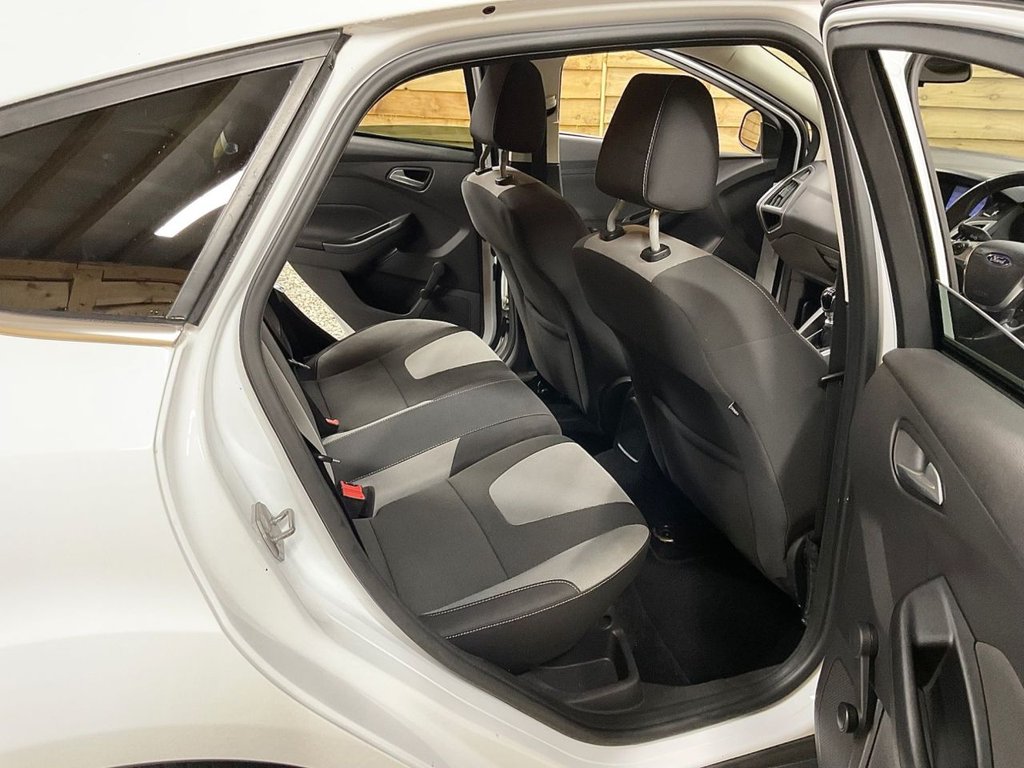 Used Ford Focus 2012 for sale - 76784021: Photo 17