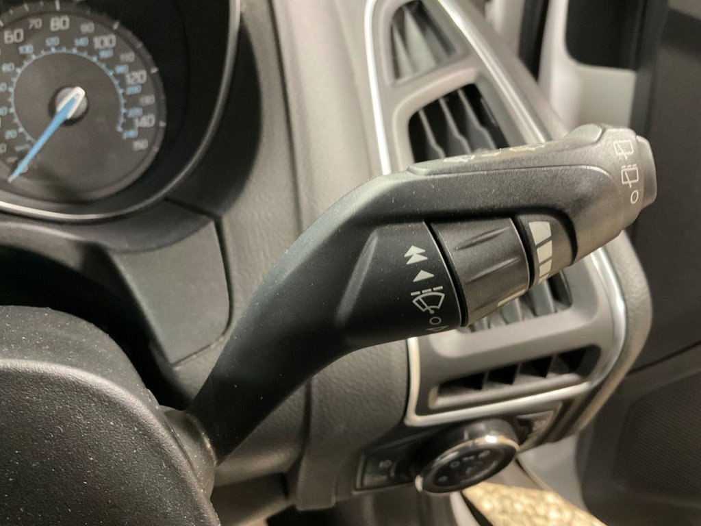 Used Ford Focus 2012 for sale - 76784021: Photo 33