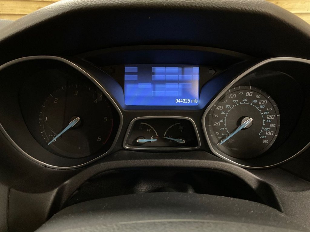 Used Ford Focus 2012 for sale - 76784021: Photo 35