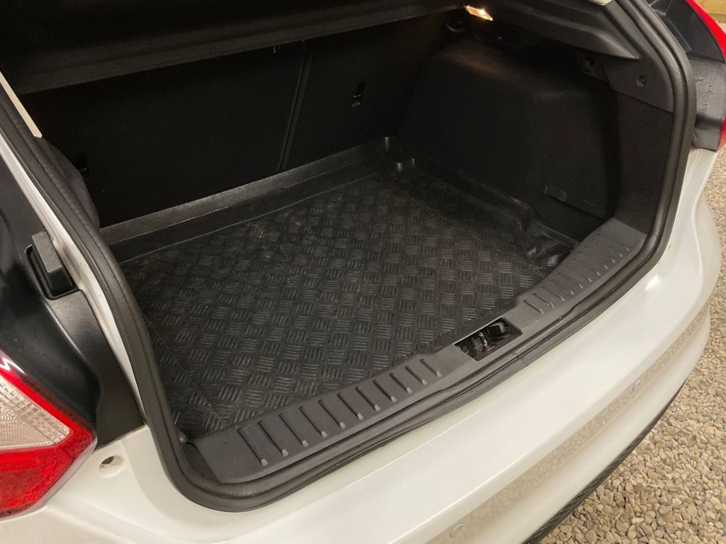 Used Ford Focus 2012 for sale - 76784021: Photo 50