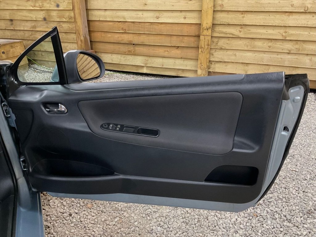Used Peugeot 207 2011 for sale - 76610310: Photo 11