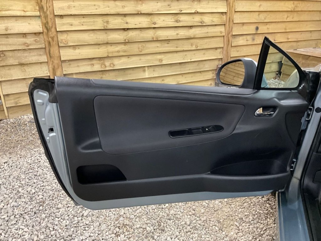 Used Peugeot 207 2011 for sale - 76610310: Photo 18