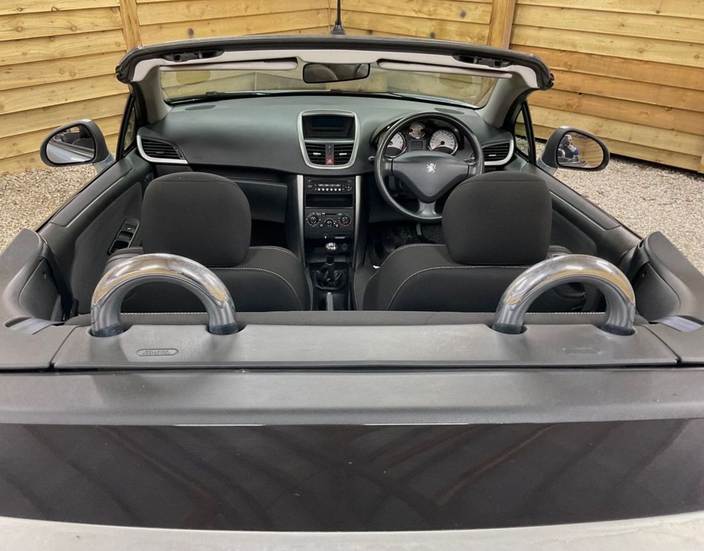 Used Peugeot 207 2011 for sale - 76610310: Photo 23