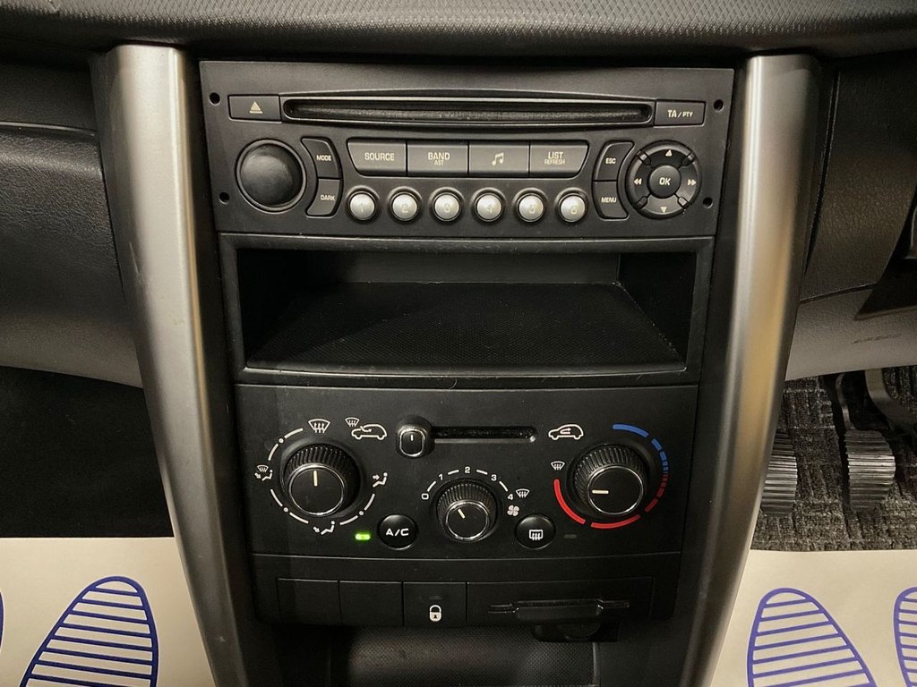 Used Peugeot 207 2011 for sale - 76610310: Photo 36