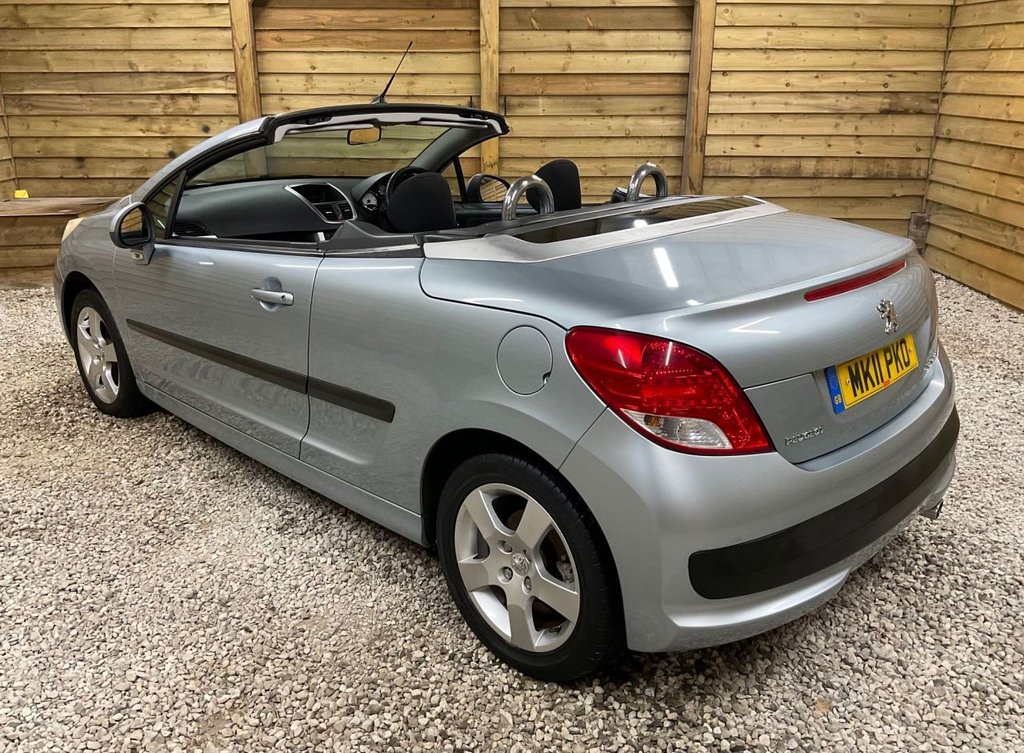 Used Peugeot 207 2011 for sale - 76610310: Photo 6