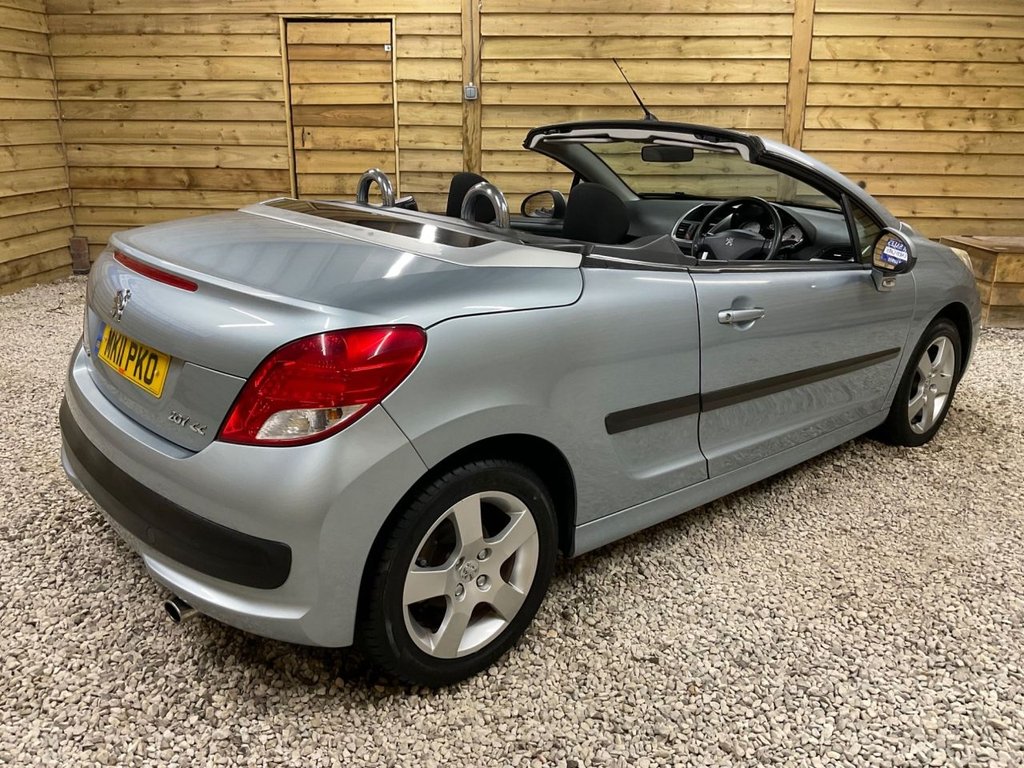 Used Peugeot 207 2011 for sale - 76610310: Photo 8