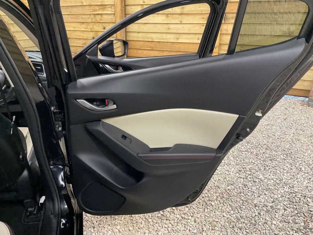 Used Mazda Mazda3 2014 for sale - 76235900: Photo 18