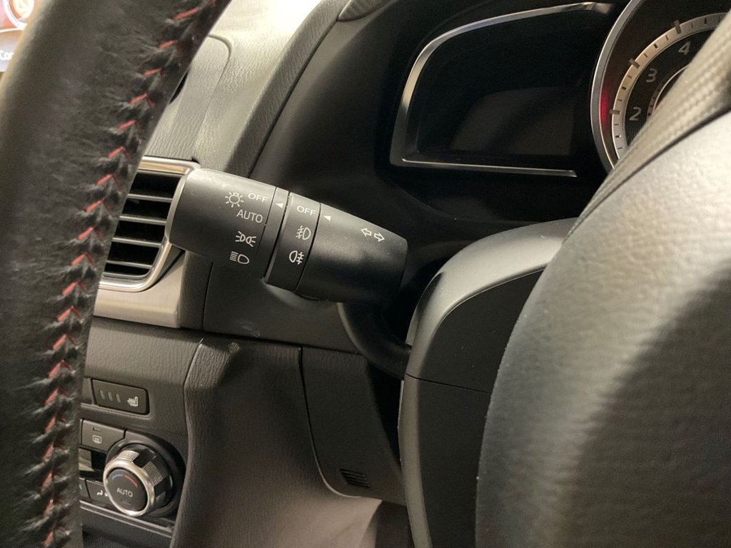 Used Mazda Mazda3 2014 for sale - 76235900: Photo 31