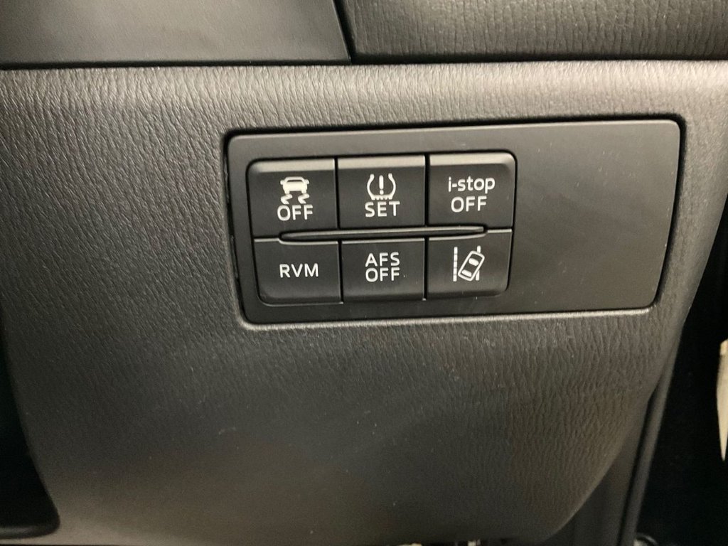 Used Mazda Mazda3 2014 for sale - 76235900: Photo 36