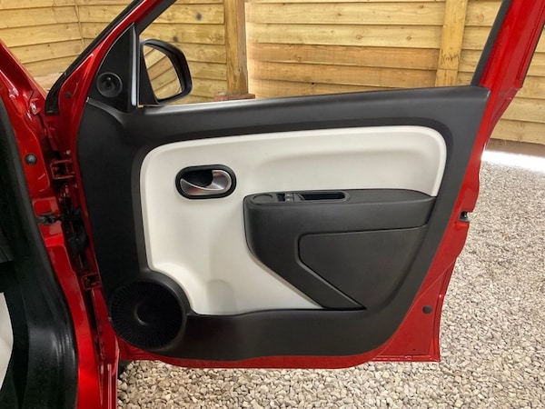 Used Renault Twingo 2016 for sale - 75596652: Photo 9