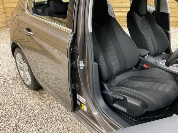 Used Peugeot 308 2015 for sale - 74746624: Photo 13