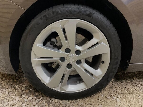 Used Peugeot 308 2015 for sale - 74746624: Photo 45