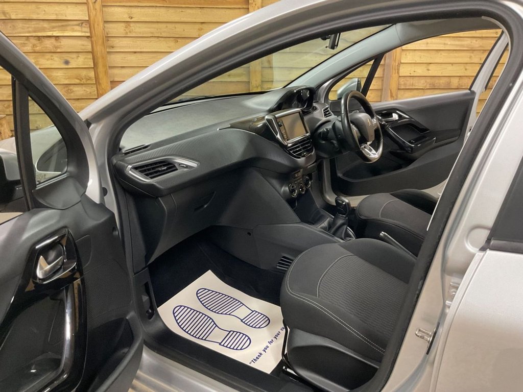 Used Peugeot 208 2017 for sale - 78181748: Photo 18