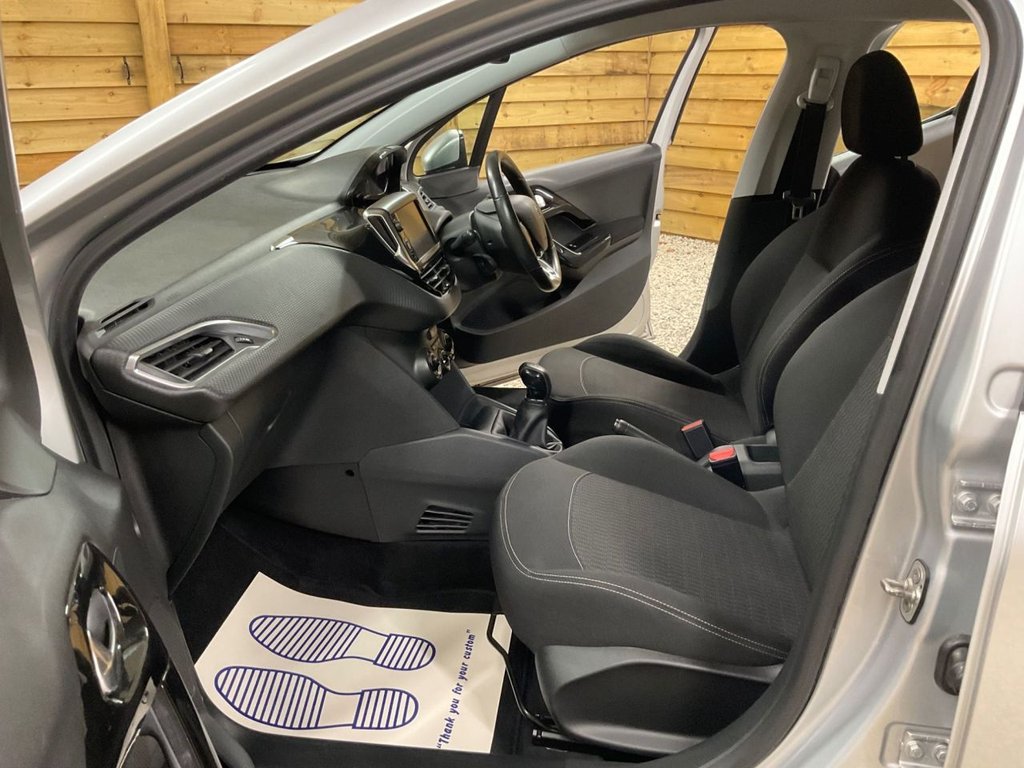 Used Peugeot 208 2017 for sale - 78181748: Photo 20