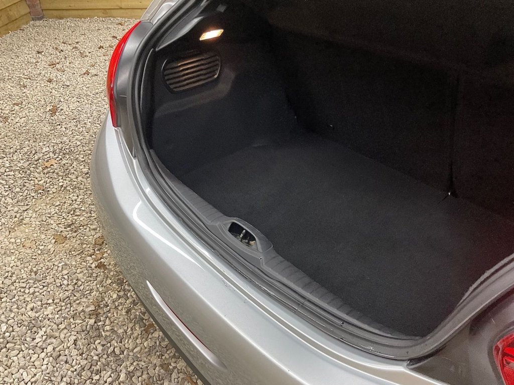 Used Peugeot 208 2017 for sale - 78181748: Photo 37