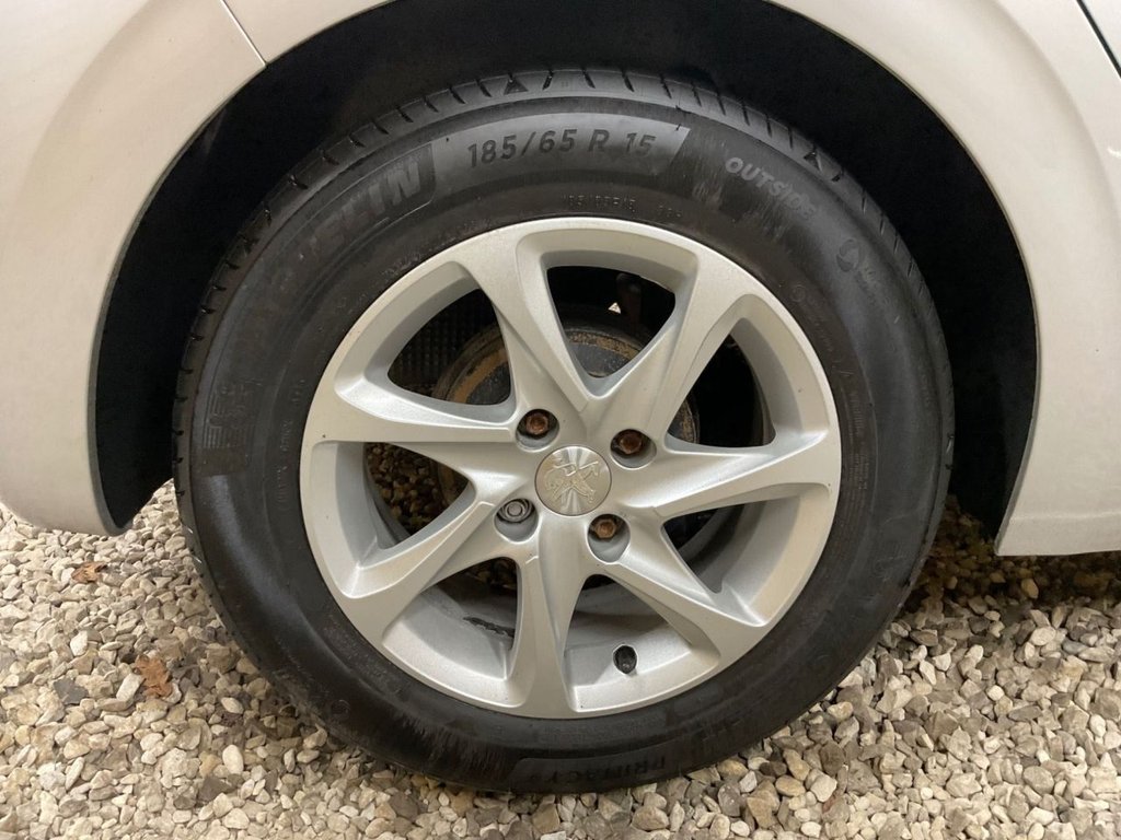 Used Peugeot 208 2017 for sale - 78181748: Photo 39