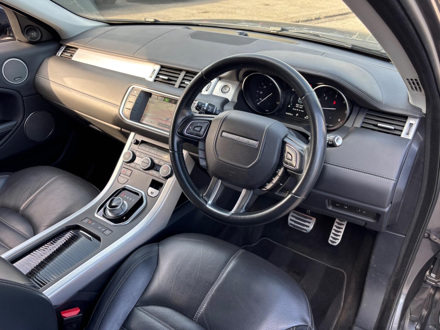 Used Land Rover Range Rover Evoque 2016 for sale - 77939347: Photo 13